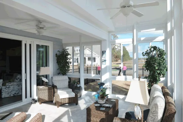 sun-room-surfside-600x400