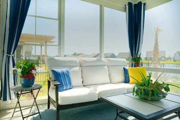 eze-breeze-sunroom-carolina-home-exteriors-1-600x400