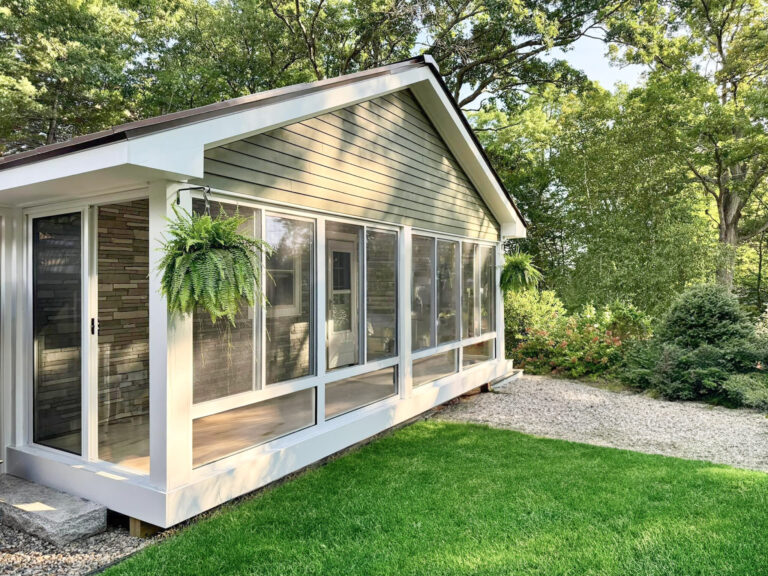 panels_white_ltgreencottage_ext_rgb-2048x1536